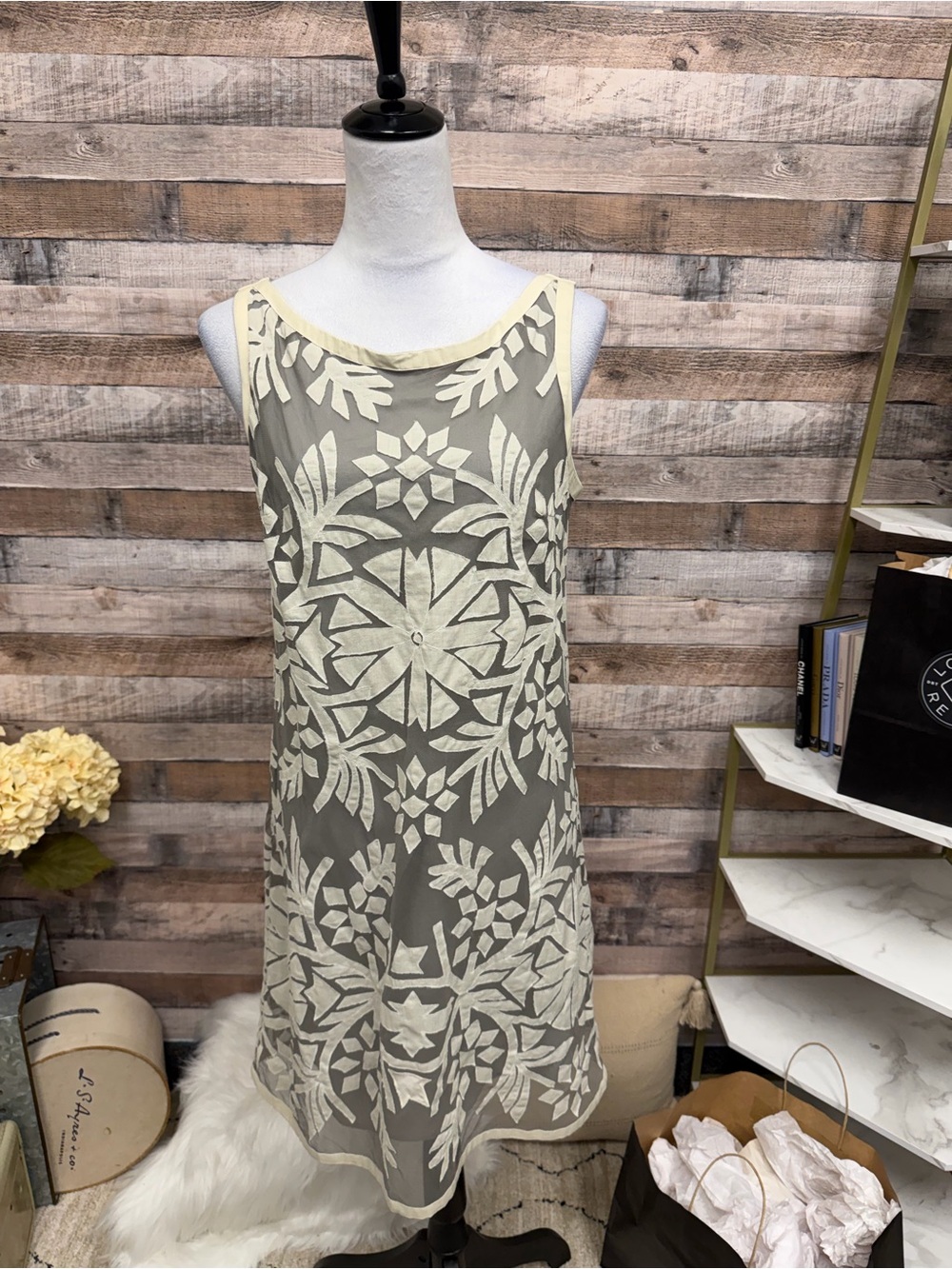 Sleeveless Cream Floral Appliqué Midi Dress in Gray